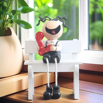 Gyanta karikatúra lógó baba gravírozott kivitelben, ideális üzleti ajándéknak