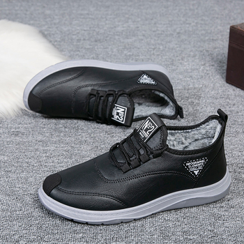 Férfi műbőr cipő PU felülettel, műszőrme béléssel, vízálló és meleg, gumitalp, elöl fűzőzár