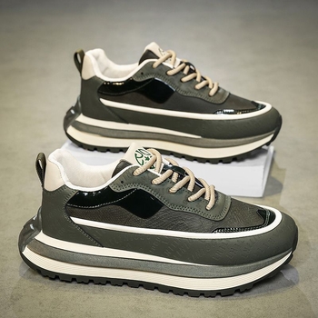 Férfiak számára légáteresztő, alacsony profilos mindennapi sneaker, szintetikus bőr felsőrésszel, gumi talppal és EVA talpbetéttel