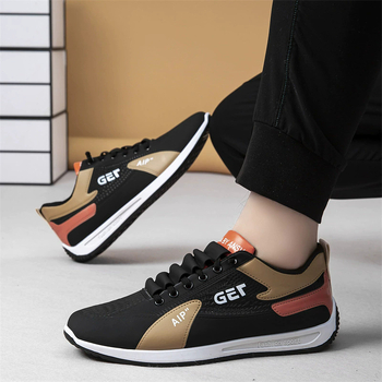 Lengvi vyriški sportiniai bateliai su PU viršutine dalimi, gumine padas, tinklinė įdėklos, raišteliai priekyje