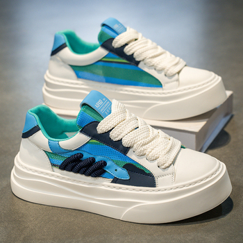 Vyriski kedai - kvėpuojanti drobės viršutinė dalis, aukštyje padidinti vidpadis, neslidus gumos padas, raišteliai, EVA vidpadis