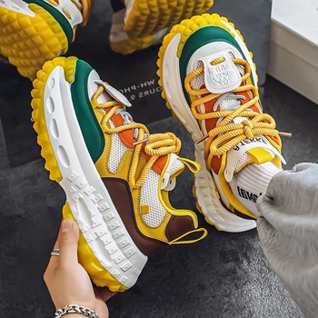 Vyriski kasdieniniai sportiniai bateliai su kvėpuojančia tinkline viršutine dalimi, plastiniu padu, raišteliais, PU vidpadis, storas padas