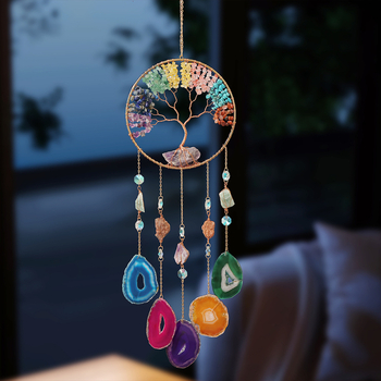 Dzīvības koks, sapņu ķērājs — kristāla zvaniņš, rokām adīts kulons skandināvu stilā istabas dekorašanai; PP maisiņā iepakojums; piemērots kā dāvana dzimšanas dienā vai ceļojumos; piemērots draugiem un klasesbiedriem