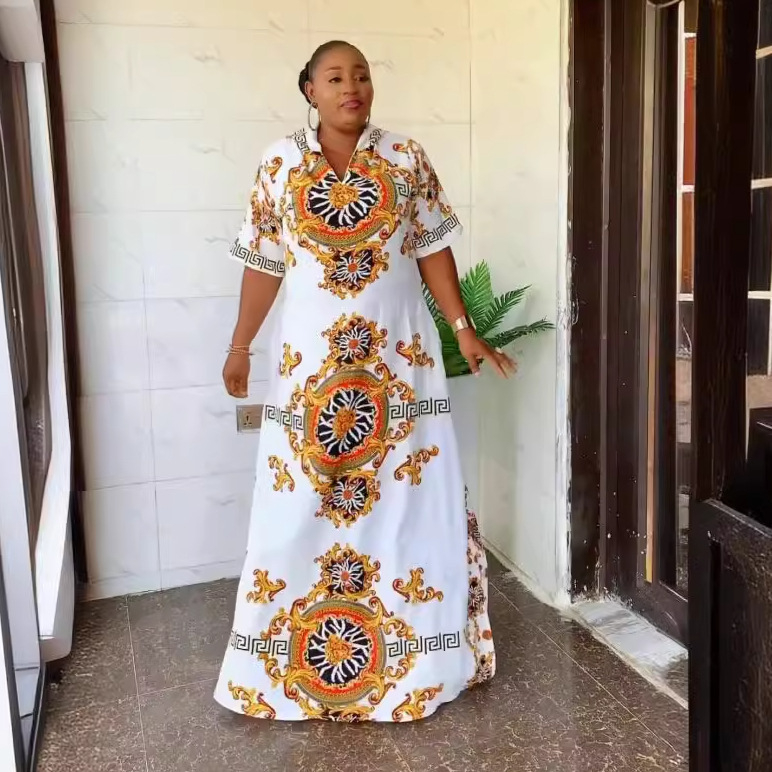 Suknelė iš milk silk audinio, spauda, V kaklo iškirptė, trumpomis rankovėmis, ilga suknelė, princesės siluetas