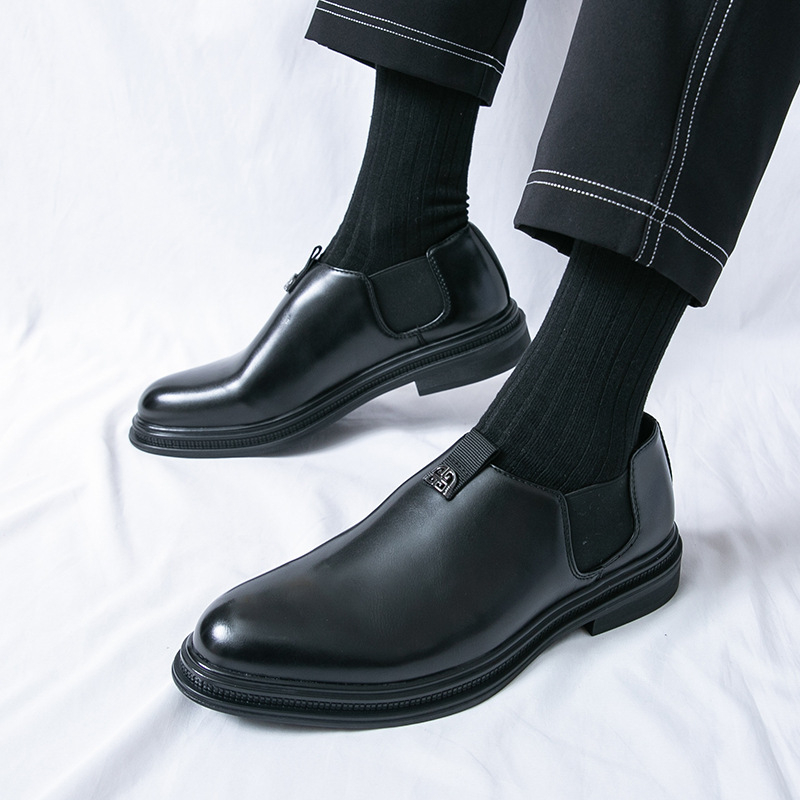 Ανδρικοί loafers slip-on - PU επάνω μέρος, καουτσούκ σόλα, τετράγωνη μύτη, ύψος φτέρνας 3–5 cm, καλοκαίρι 2025, καθημερινά δερμάτινα παπούτσια