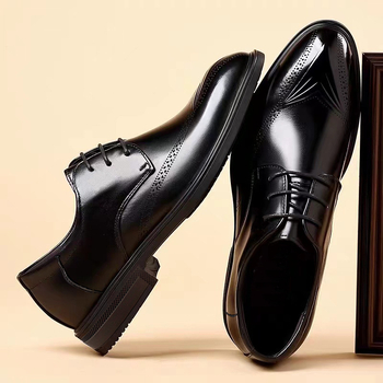 Pantofi bărbătești brogue din piele de vită de primă calitate, vârf rotund, toc înclinat, talpă din cauciuc, stil business