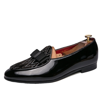 Pantofi casual bărbați din piele cu finisaj mat, slip-on (partea superioară PU, talpă din cauciuc, toc mic 1–3 cm, respirabili, fără șireturi)