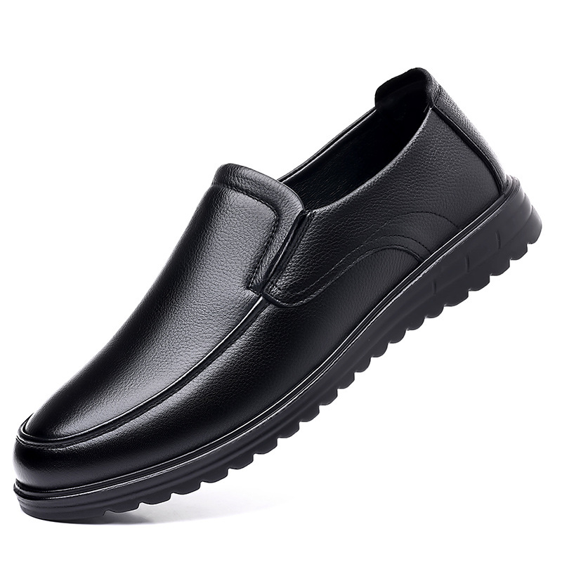 Vyriski kasdieniniai odiniai bateliai, kvėpuojanti viršutinė dalis: galvijų oda + mikropluoštas, apvali nosis, raišteliai, žemas kulnas 1–3 cm