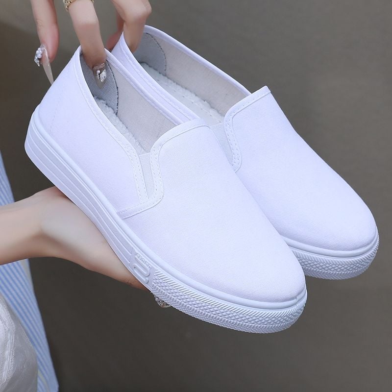 Moteriški platnininiai bateliai su stora padu, viršus iš drobės, padas iš veršio sausgyslės, injekciniu būdu suformuotas padas, kvėpuojančios