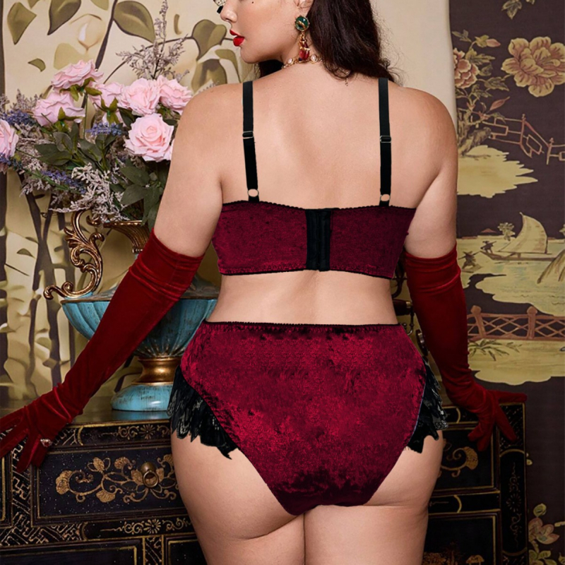 Velūro liemenėlės komplektas, kaušelis 3/4, be formuotos kaušelio, fiksuoti dvigubi petnešos, nugaros penkių eilių užsegimas, push-up