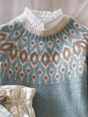 Svetr s háčkovaným kvetinovým vzorom, bavlnená zmes 80–90% bavlny, stredná hrúbka, okrúhly výstrih, dlhé rukávy, voľný každodenný štýl