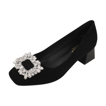 Női velúr felsőrészű slip-on cipő, vastag sarkú, négyszögletes orrú, kristályos díszítéssel, minden évszakra