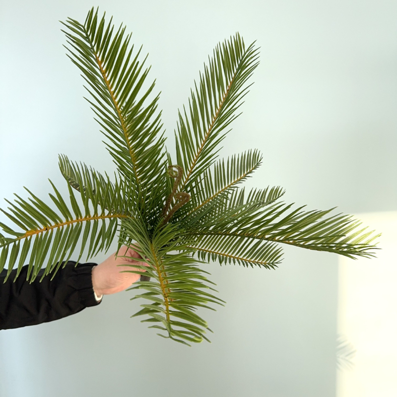 Dirbtinių augalų puokštė | Medžiaga: plastikas; Amatas: stilizavimas ir injekcinis liejimas; Skirta vestuvėms, lauko dekoracijoms, nuotraukų rekvizitams, namų dekoravimui