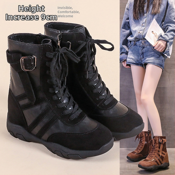 Ženske Martin čizme s unutarnjim povećanjem visine 9 cm, klinasti potpetica, do sredine potkoljenice, bočni zatvarač, nubuk gornji dio