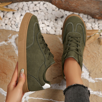 Moteriški kedai su raišteliais, PU viršus, gumos pada, žemas kirpimas