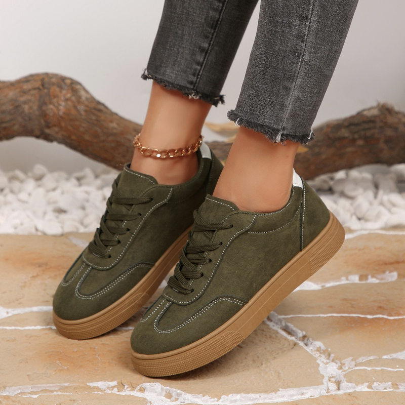 Moteriški kedai su raišteliais, PU viršus, gumos pada, žemas kirpimas