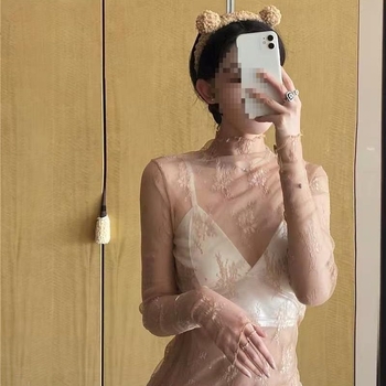 Dantelinis pagrindinis topas su pusaukštos apykaklės, princesės rankovės, trumpomis rankovėmis, poliesterio-elastano mišinio audinys