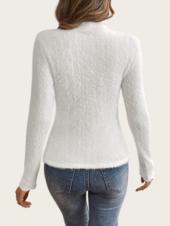 Плетен пуловер, къс модел, дълги ръкави, кръгло деколте, полиестер