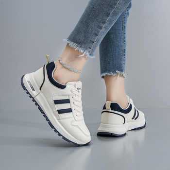 Moteriški kvėpuojantys sportbačiai su raišteliais, reljefinė dirbtinė oda, tinklinė vidinė medžiaga, PU vidurinis pada, EVA padai