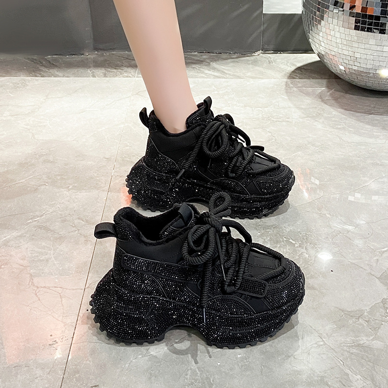 Moteriški chunky dad shoes su kvėpuojančia tinklo vidine, viršutinė medžiaga – audinys, 6–8 cm kulnas, aukštas kulkšnies aukštis, raišteliai