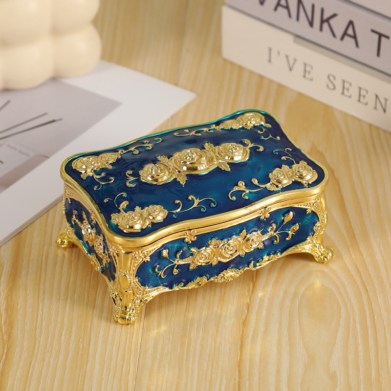 Кутия за бижута с раирана шарка, модерен минималистичен стил, нестандартен материал, възможност за персонализация