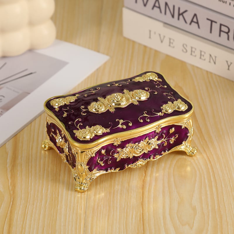 Кутия за бижута с раирана шарка, модерен минималистичен стил, нестандартен материал, възможност за персонализация