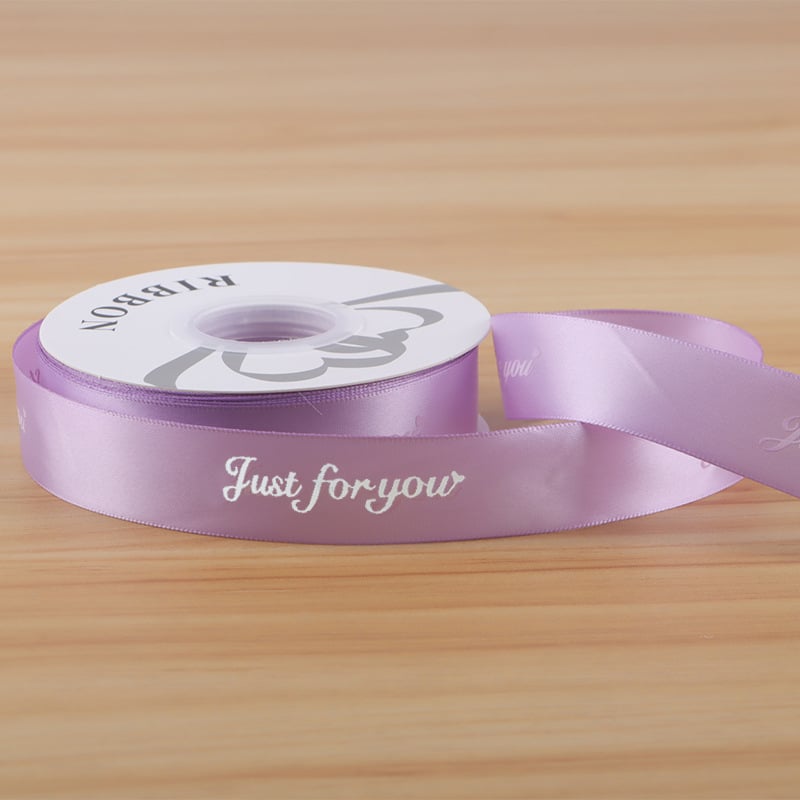 Лента за опаковане с английски букви — полиестер; марка Decai; за опаковане на подаръци, цветя и торти