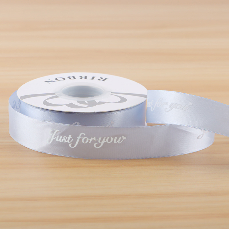 Лента за опаковане с английски букви — полиестер; марка Decai; за опаковане на подаръци, цветя и торти