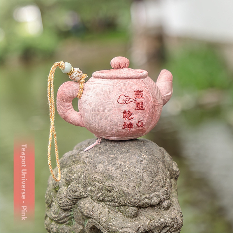 Qian Li – pakabinamas teapot aromatinis maišelis, užsakomas audinys, naujas Kinijos stilius, dalinai rankinis ir dalinai mechaninis gaminimas