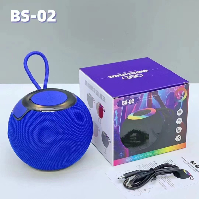 „Bluetooth“ lauko nešiojamas mini garsiakalbis, 5W išėjimas, IPX5 atsparumas vandeniui, Bluetooth 5.3, diapazonas iki 10 m, įmontuota baterija 500-800 mAh