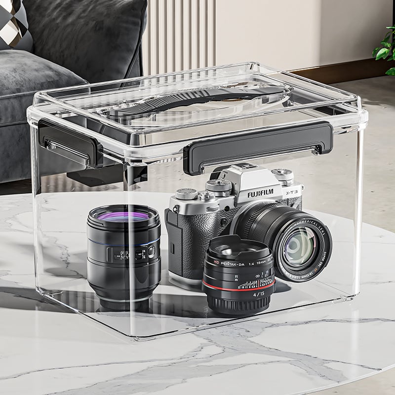 Uždaroma skaidri PET laikymo dėžė su rankena — storinto dizaino, tinkama namams ir biurui, atspari dulkėms ir drėgmei.