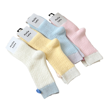 Moteriškos namų kojinės, koralinis flisas, nailonas 70–80%, vidutinio ilgio iki blauos, dvigubas mezgimas, drėgmės sugėrimas