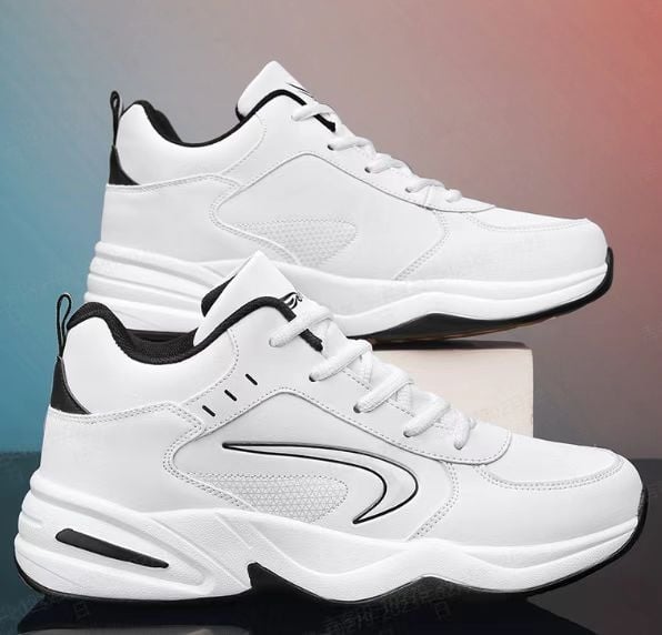 Vyriski odiniai kelioniniai bateliai - vidutinio aukščio viršus, raišteliai, atsparūs vandeniui, lengvi, PVC padai