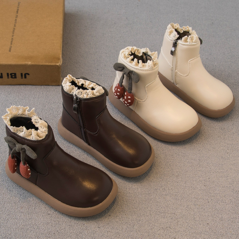 Tüdrukute Martin saapad, pealiskatt mikrokiudnahk, lühike varvas, külgrihm, kunstliku karusnaha vooder