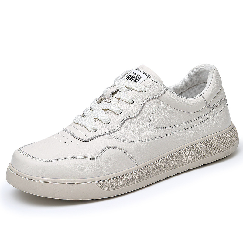 Vyriski odiniai laisvalaikio batai su pirmosios eilės karvės odos viršutine, raišteliai priekyje, gumos padas, žemas kulnas 1–3 cm