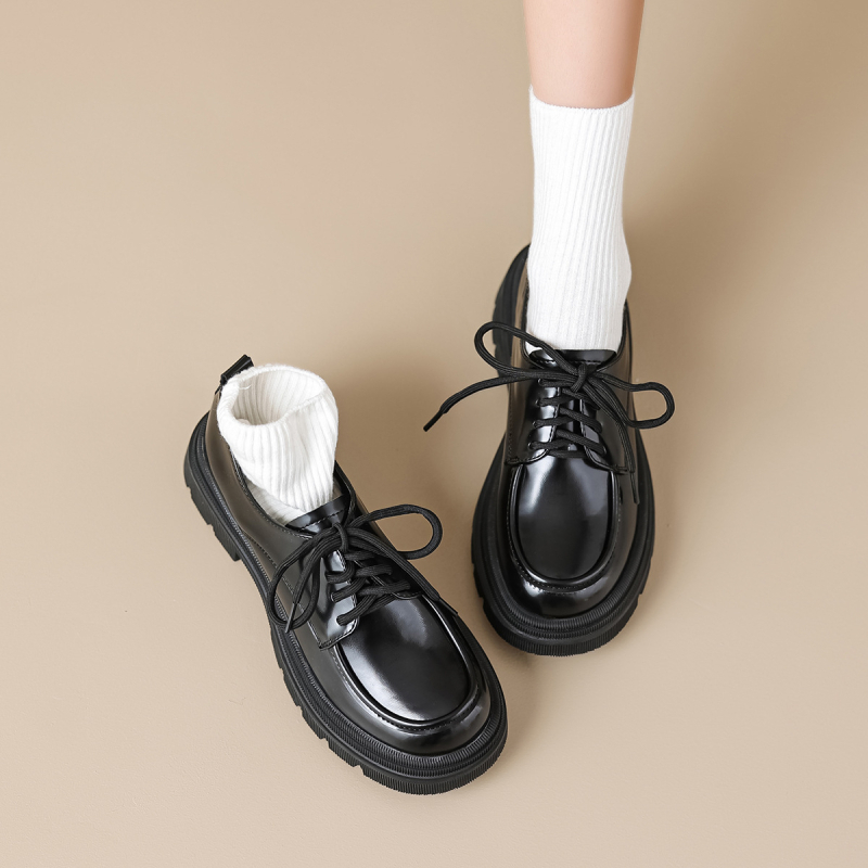 Moterų loaferiai japoniško stiliaus, apvalus pirštas, viršus iš mikropluošto, vidutinio aukščio kulnas (3–5 cm), guma padas