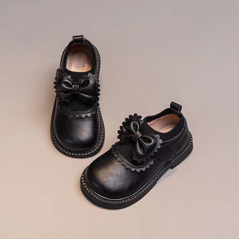 Lányoknak szóló hercegnő cipő Velcro-zárással, mikroszálas felsőrész, bőr belső, gumírozott talp, 4–16 éveseknek