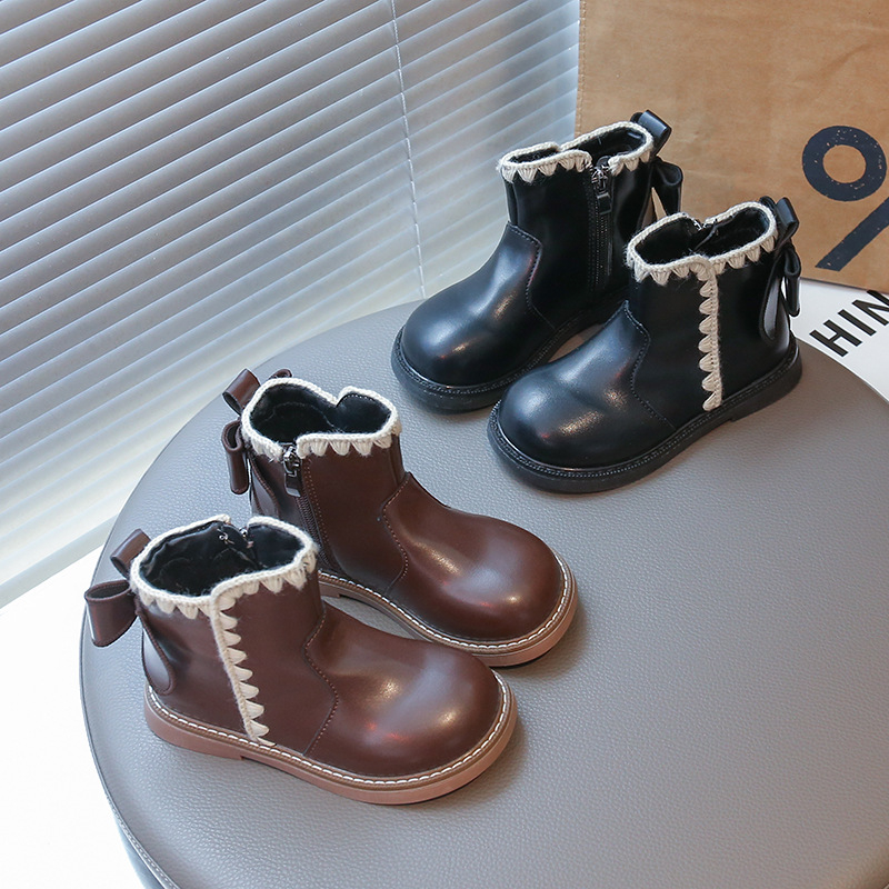 Laste Martin saapad sügis-talve 2025 (pealne: mikrofiiber nahk; talla: kumm; külje tõmblukk; sisetald: PU; libisemise vastane)