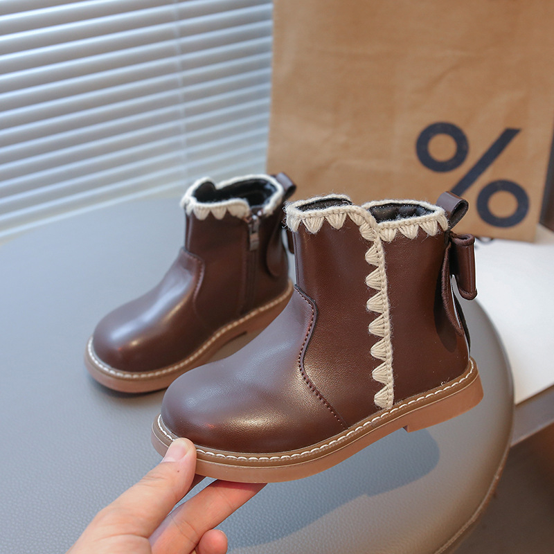 Laste Martin saapad sügis-talve 2025 (pealne: mikrofiiber nahk; talla: kumm; külje tõmblukk; sisetald: PU; libisemise vastane)