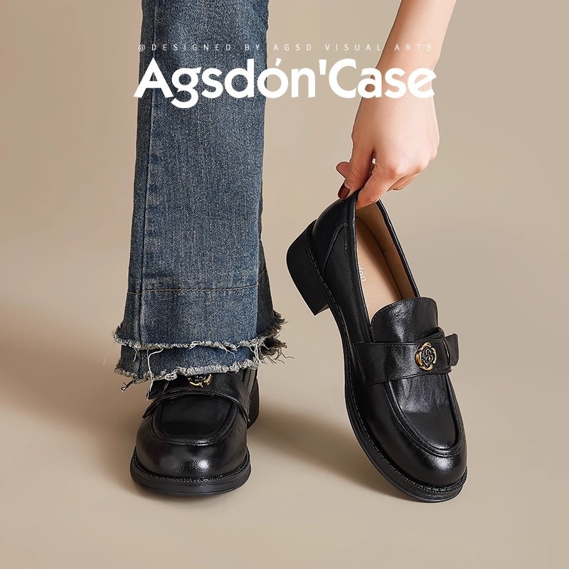 Moteriški britų stiliaus loaferiai su apvaliu priekiu, PU viršus, guminiu padu ir storu 3–5 cm kulnu