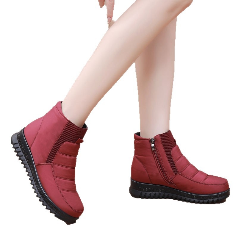 Ženske zimske čizme za snijeg – vodootporne, protuklizne, toplo podstavljene, visoke s bočnim zatvaračem (peta 3–5 cm, gumeni potplat)