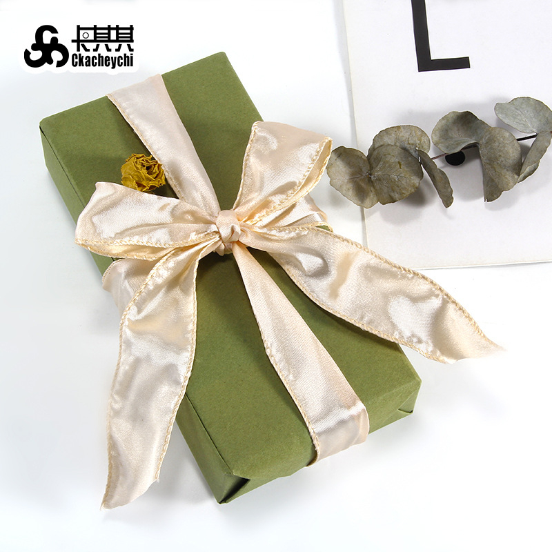 Сатенова лента с телен кант, едностранна, полиестер, марка Ckacheychi/khakiqi, за коледни украси, опаковки и букети