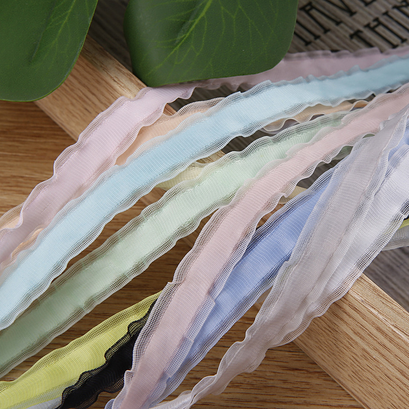 DIY аксесоар за коса с панделка: полиестерна лента с хоризонтални ивици, куха панделка за коса и лента за опаковка на букет