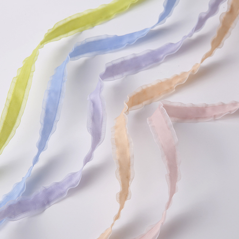 DIY аксесоар за коса с панделка: полиестерна лента с хоризонтални ивици, куха панделка за коса и лента за опаковка на букет