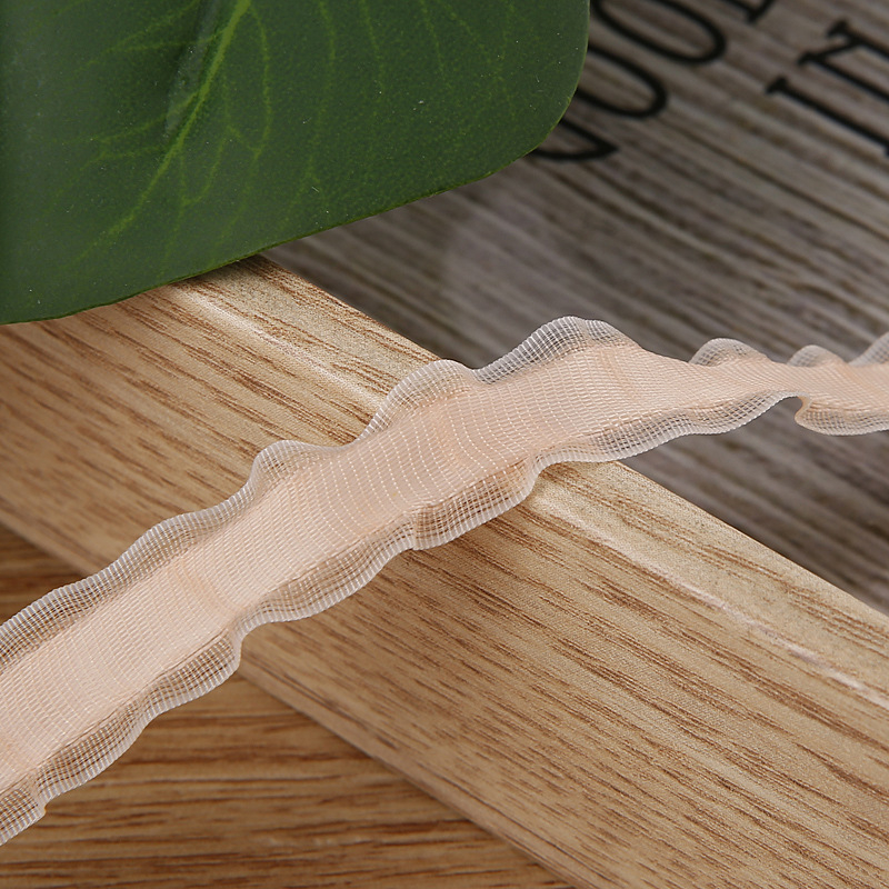 DIY аксесоар за коса с панделка: полиестерна лента с хоризонтални ивици, куха панделка за коса и лента за опаковка на букет