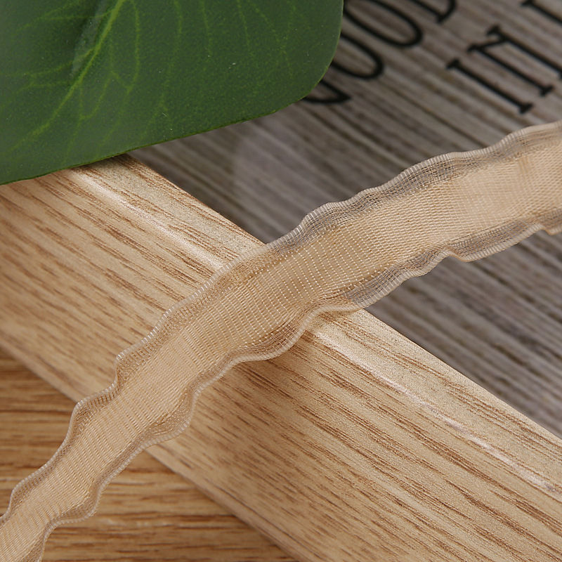 DIY аксесоар за коса с панделка: полиестерна лента с хоризонтални ивици, куха панделка за коса и лента за опаковка на букет