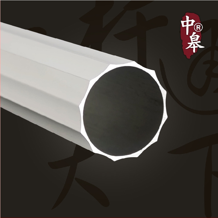 Romos lazdelė už užuolaidų – ekonominė Romos lazdelė, aliuminio lydinys, tvirtinimo tipas: pakabinamas, prekė Chung Gao