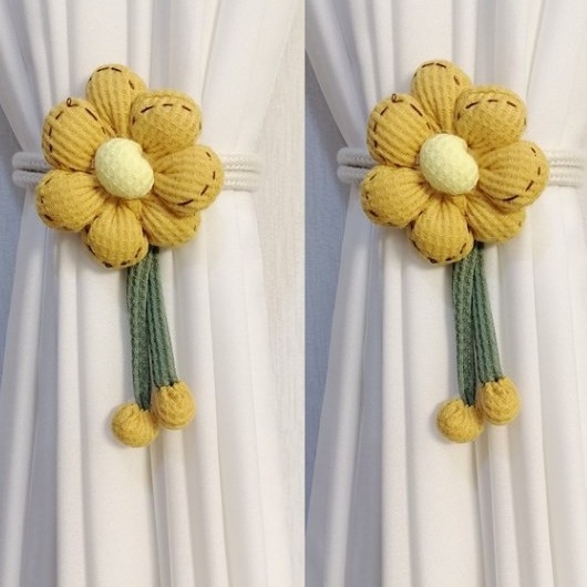 Aizkaru saitītes ar ziedu dekoru, gazes aizkariem šņorēm, uzglabāšanas sprādze, vienkāršs un mūsdienīgs stils