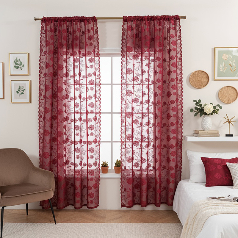 Aknakardinad – väikeste rooside tikand, läbipaistvad, moods minimalistlik stiil, 100% polüester, sobib elutoale, magamistuba, restoranile