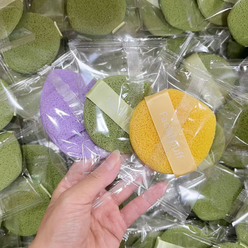 Veido valymo komplektas: vandens lašų pirštinės ir kempinė, makiažo valiklis, molio kaukė, itin švelnus odai; Medžiaga: Kita; Pakuotė: 1000 vnt.; Privatūs prekiniai ženklai: Taip; Tinka: įprastiems vartotojams